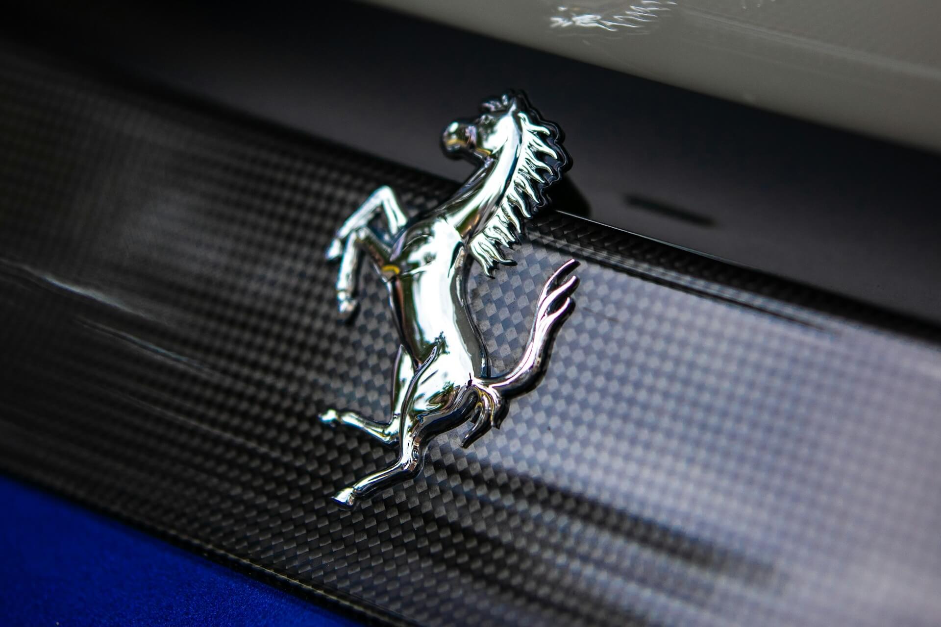 Ferrari logo